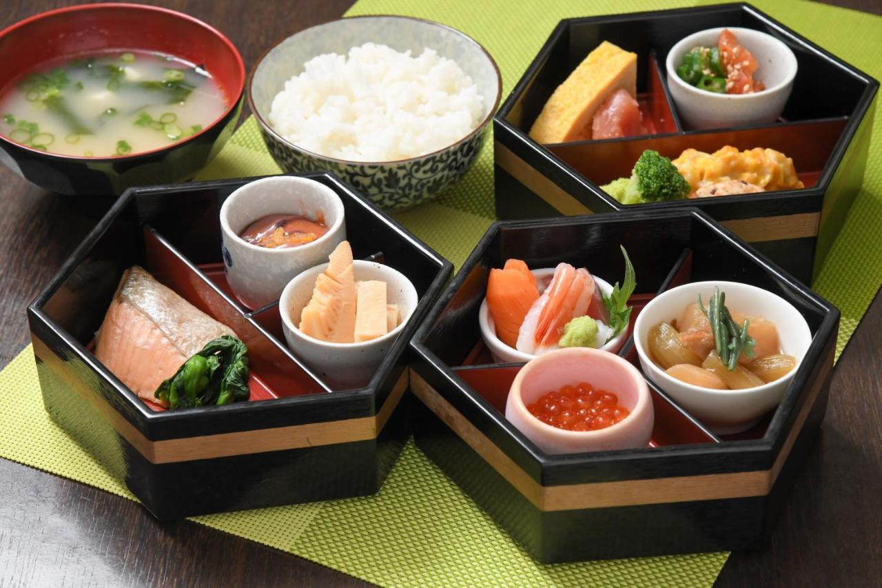 Ana Holiday Inn Sapporo Susukino By Ihg Zewnętrze zdjęcie